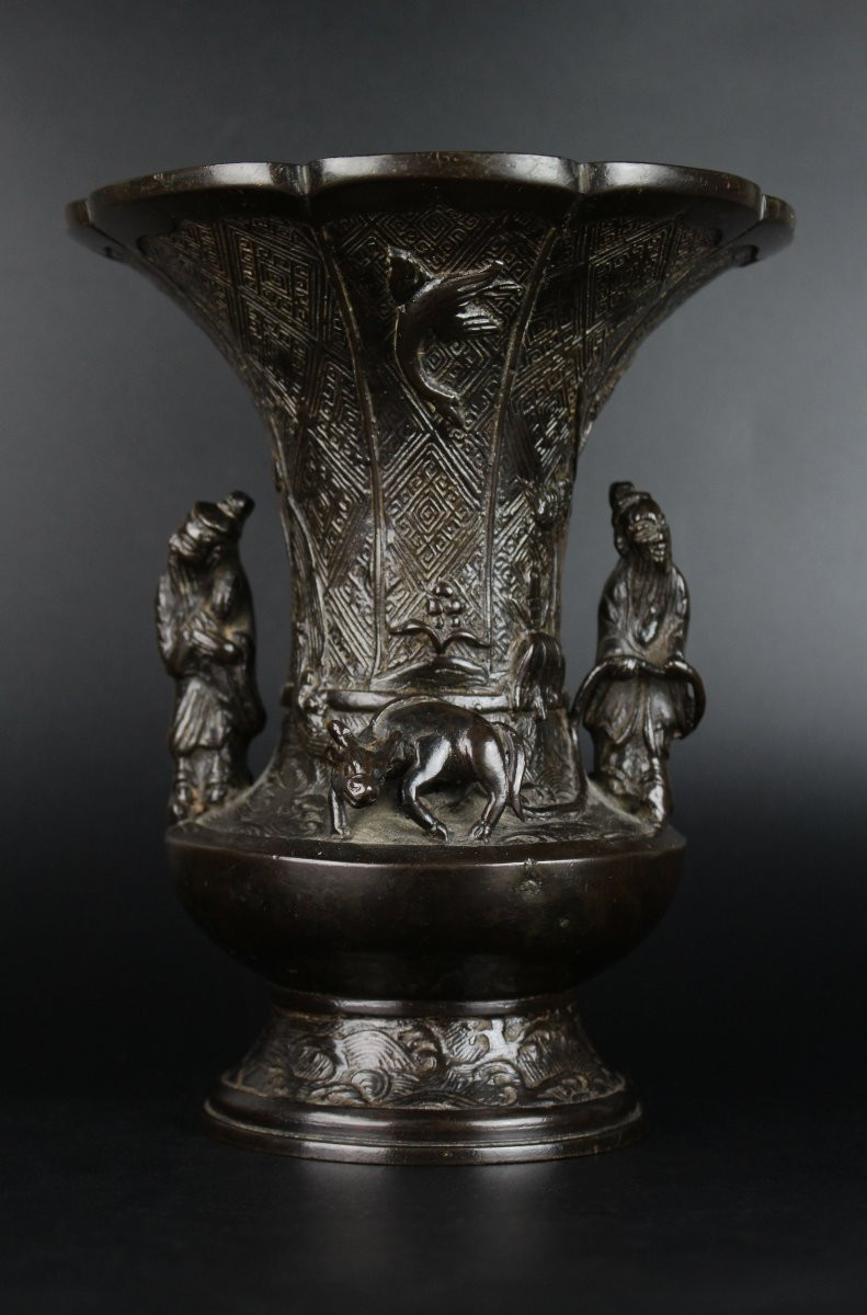 Vase en bronze japonais, époque Edo (1603-1868), première moitié du XVIIe siècle ou XIXe siècle-photo-3