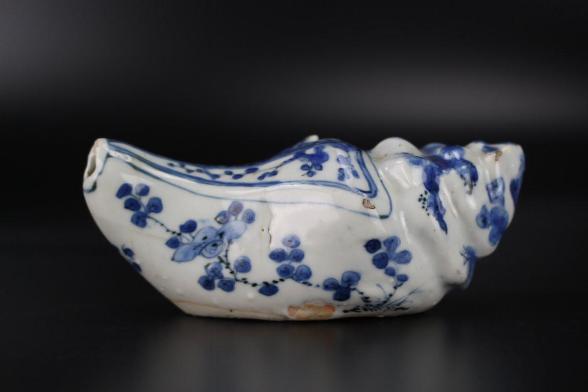 A Chinese Porcelain Blue And White Conch-shaped Water Dropper, Ming Dynasty, Wanli Period-photo-5