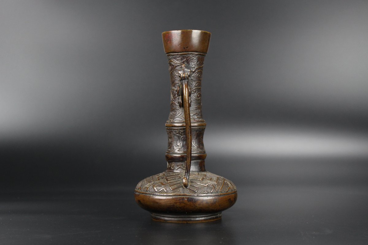 Japanese Bronze Archaic Flower Vase, 18th/19th Century, Xuande Marked-photo-3