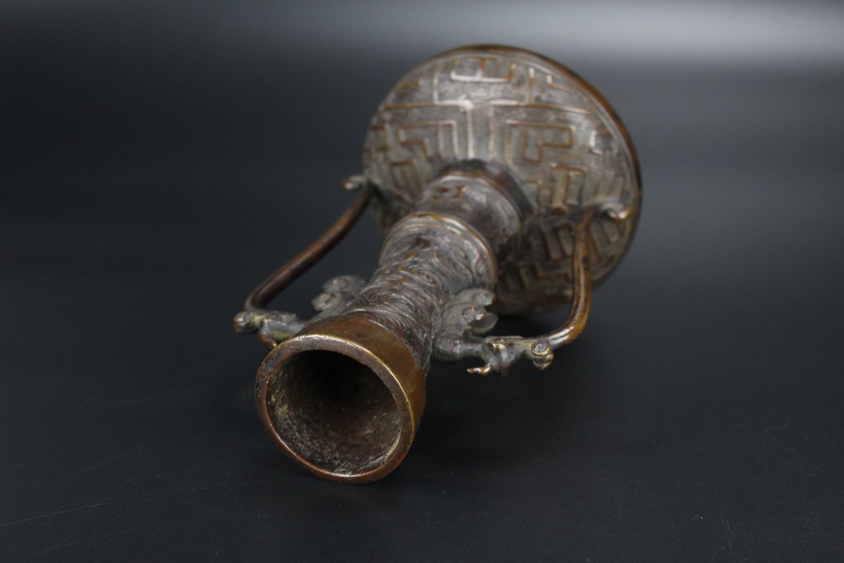 Japanese Bronze Archaic Flower Vase, 18th/19th Century, Xuande Marked-photo-6