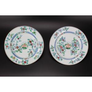 Assiettes Kangxi En Porcelaine Chinoise 2x Doucai Dynastie Qing Antique 18ème Siècle 1661-1722
