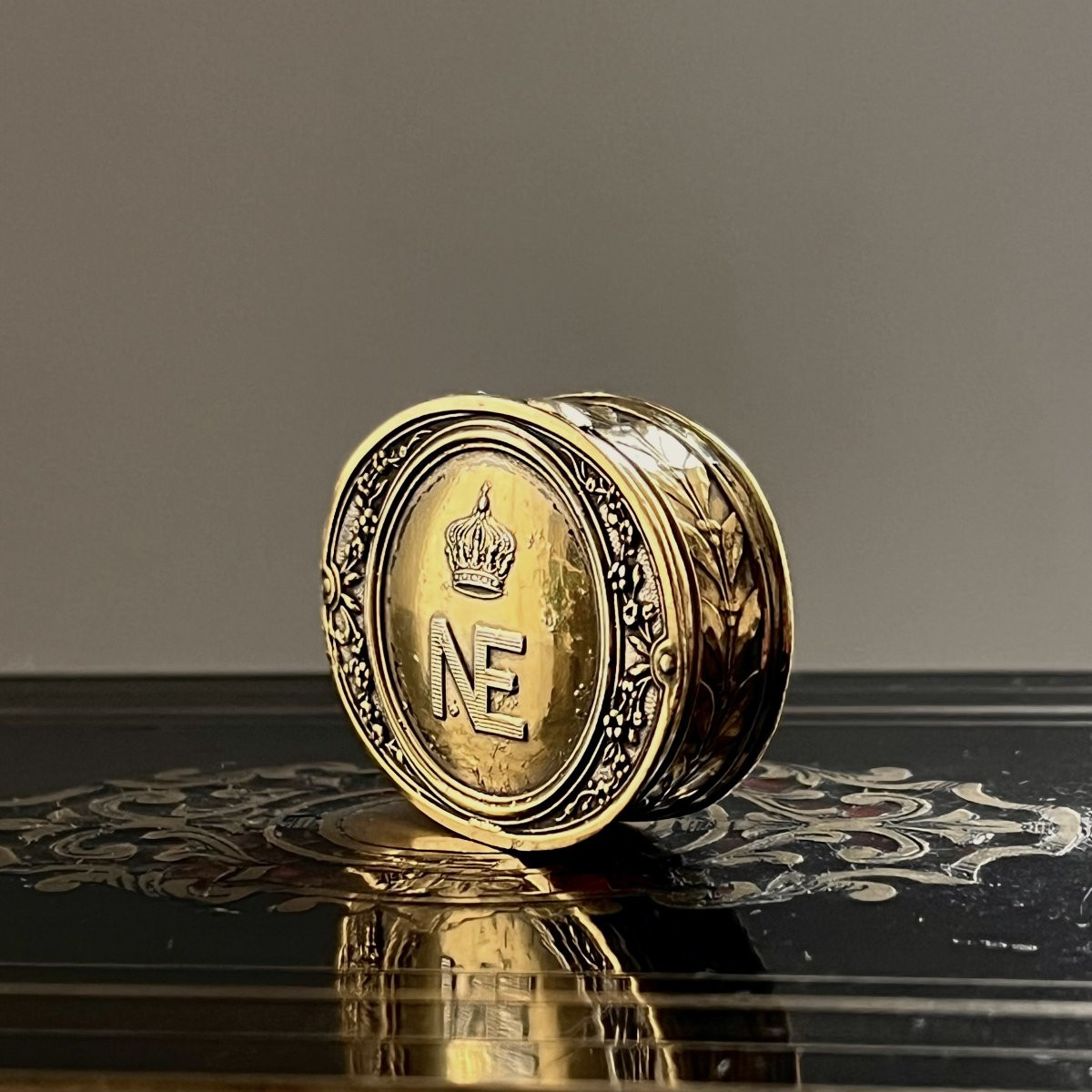 Vermeil Pill Box With Napoleon III And Eugenie Under Imperial Crown, Hénin-photo-1