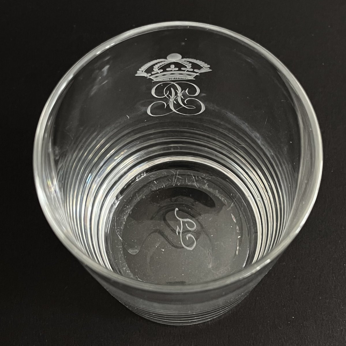 Grand verre gobelet du service du roi Louis-Philippe au Château de Fontainebleau -chiffre royal-photo-2