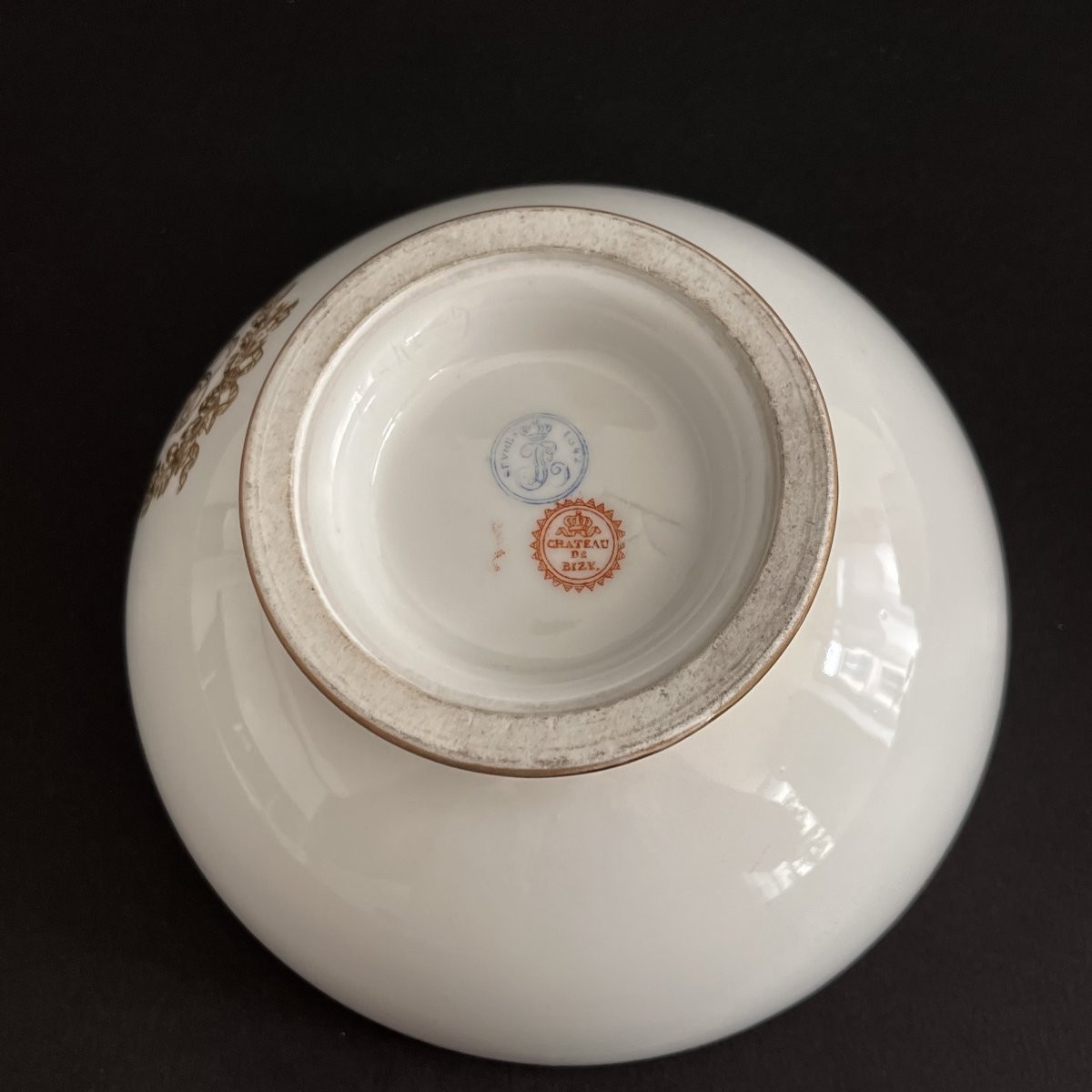 Bol du Service des Bals du roi Louis-Philippe en porcelaine de Sèvres au Château de Bizy-photo-4