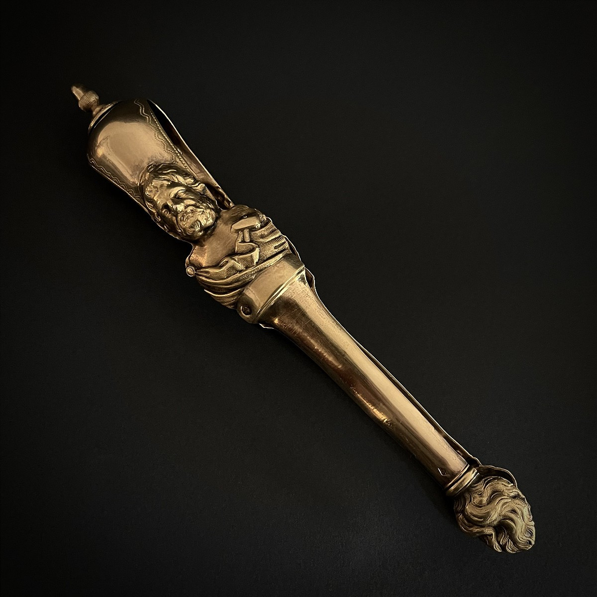Vermeil Sugar Tongs With Sculptor's Bust - Michelangelo ? Restoration Period, 19th Century
