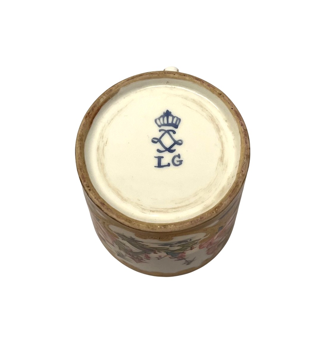 Tasse de la Manufacture Royale de Sèvres,  décor aux chinois et étoffe chinée - XVIIIe siècle-photo-3