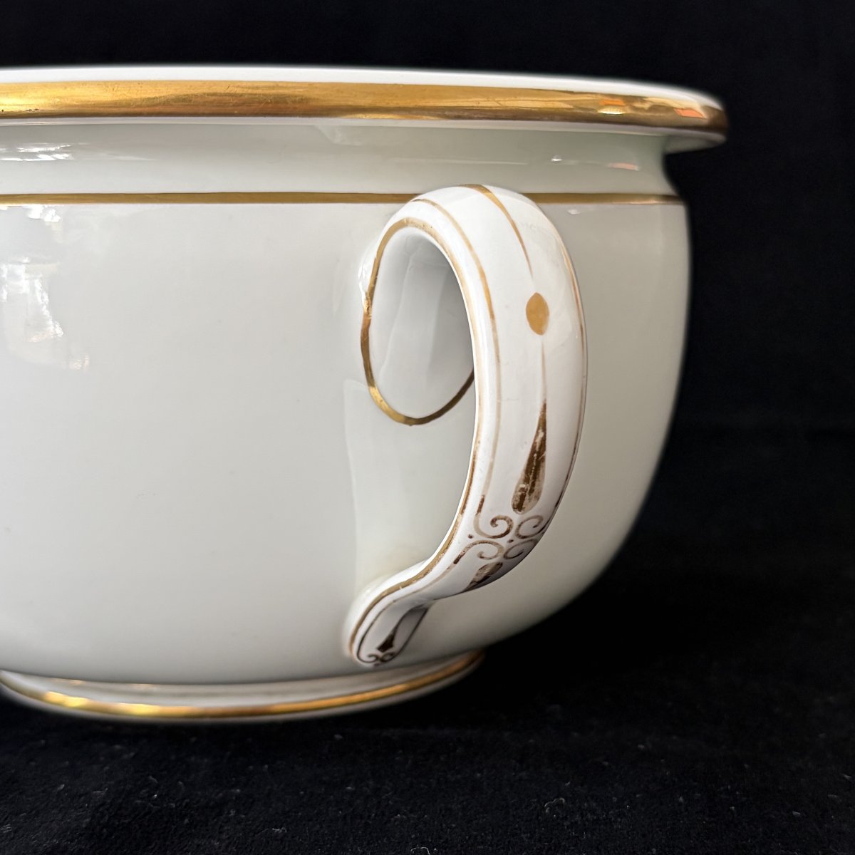 Rare Chamber Pot From Napoleon III’s Service, Made Of 19th-century Sèvres Porcelain-photo-4