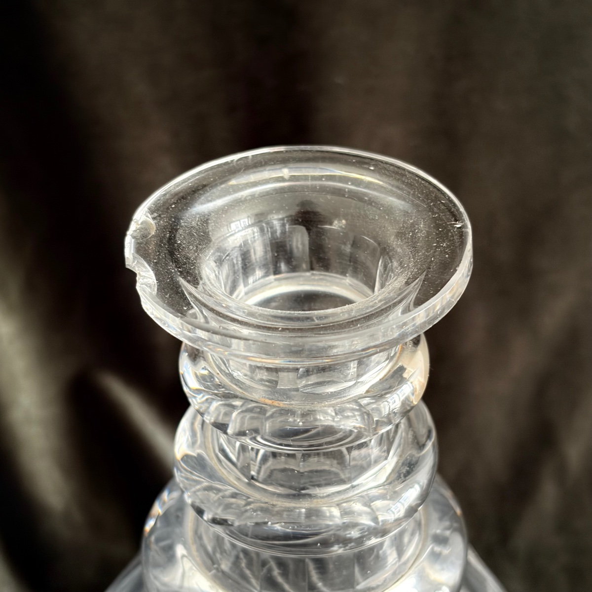 A Decanter From King Louis-philippe's Service, Made Of Cut Crystal And Engraved With The Royal Cipher-photo-2