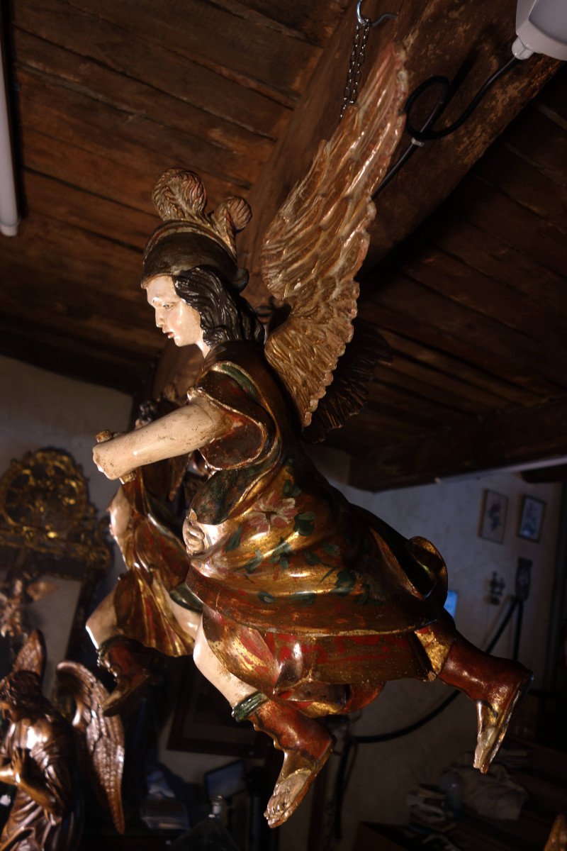 Paire D’anges Suspendus En Bois Polychrome Et Doré -photo-4