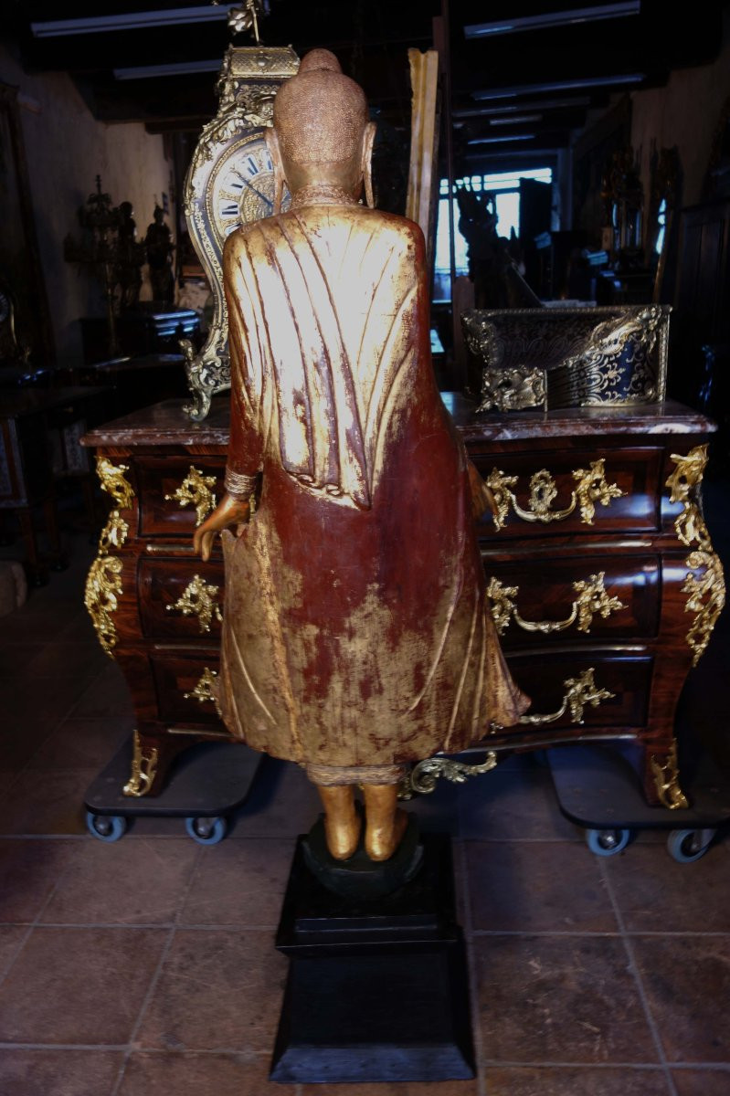 Grand Bouddha Birman en bois sculpté doré-photo-6
