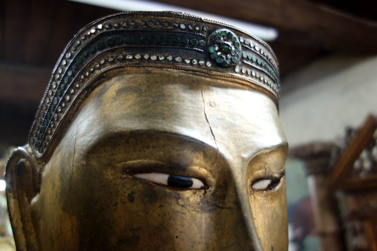 Important Bouddha Mandalay en bois sculpté, deux mètres environ-photo-4