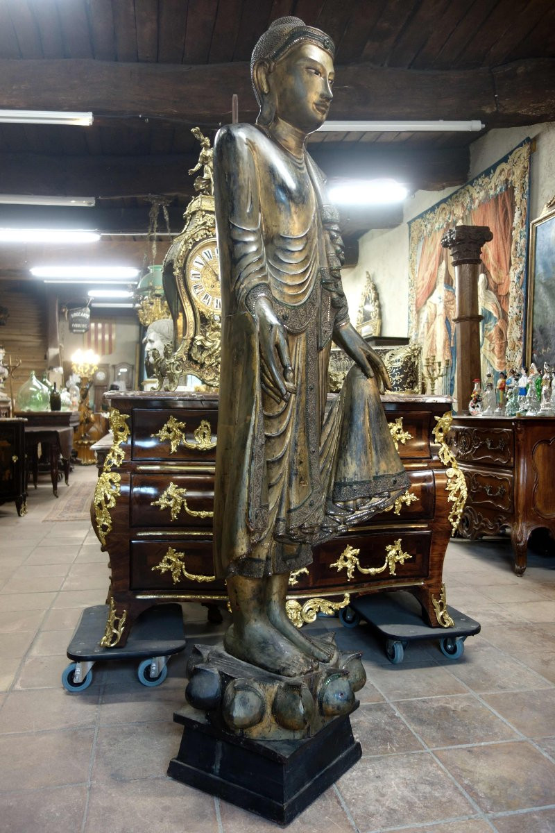 Important Bouddha Mandalay en bois sculpté, deux mètres environ-photo-6