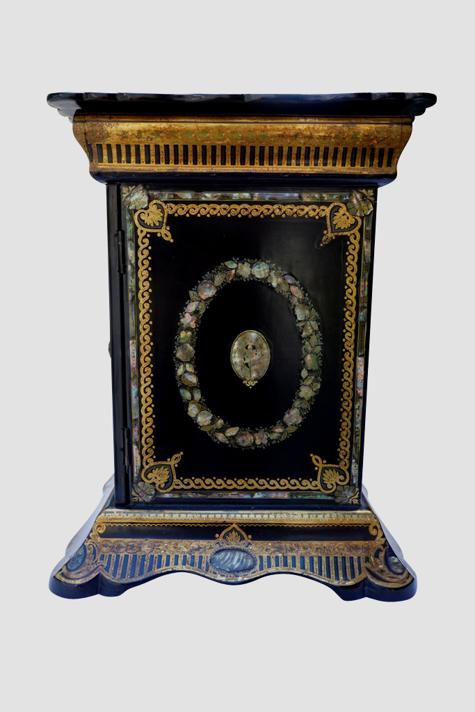 Cabinet Trip Lady With Inkstand-photo-4