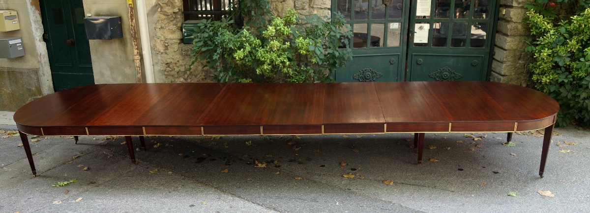 Mahogany Conference Table With A Border, 6 Meters-photo-4