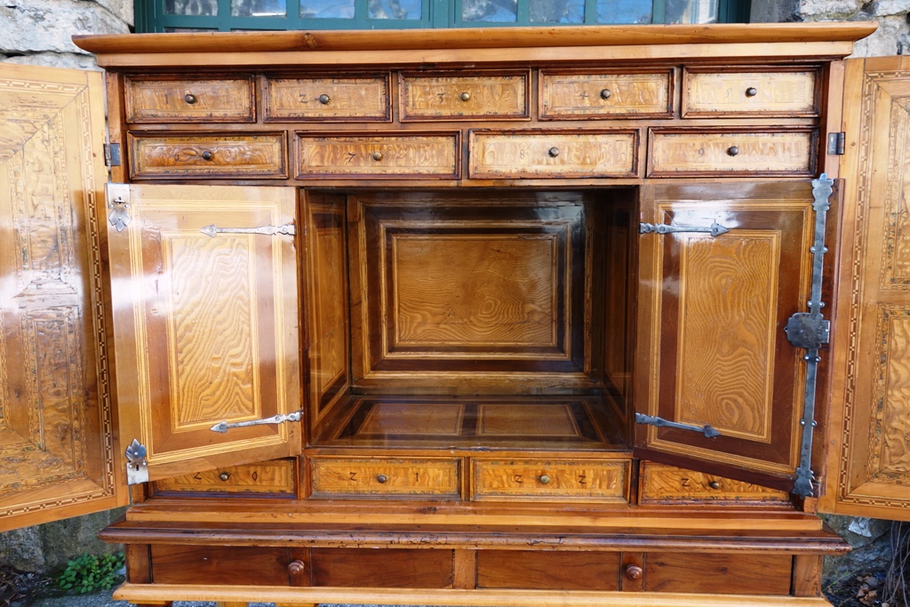 German Cabinet, XVII Century-photo-2
