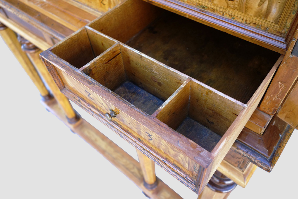 German Cabinet, XVII Century-photo-4
