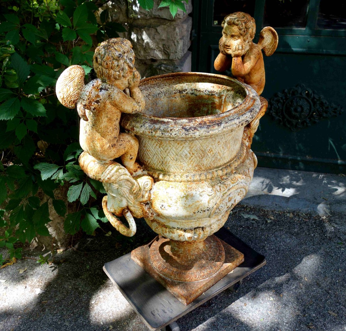 Paire De Vases Médicis Aux Chérubins, 1 Mètre-photo-3