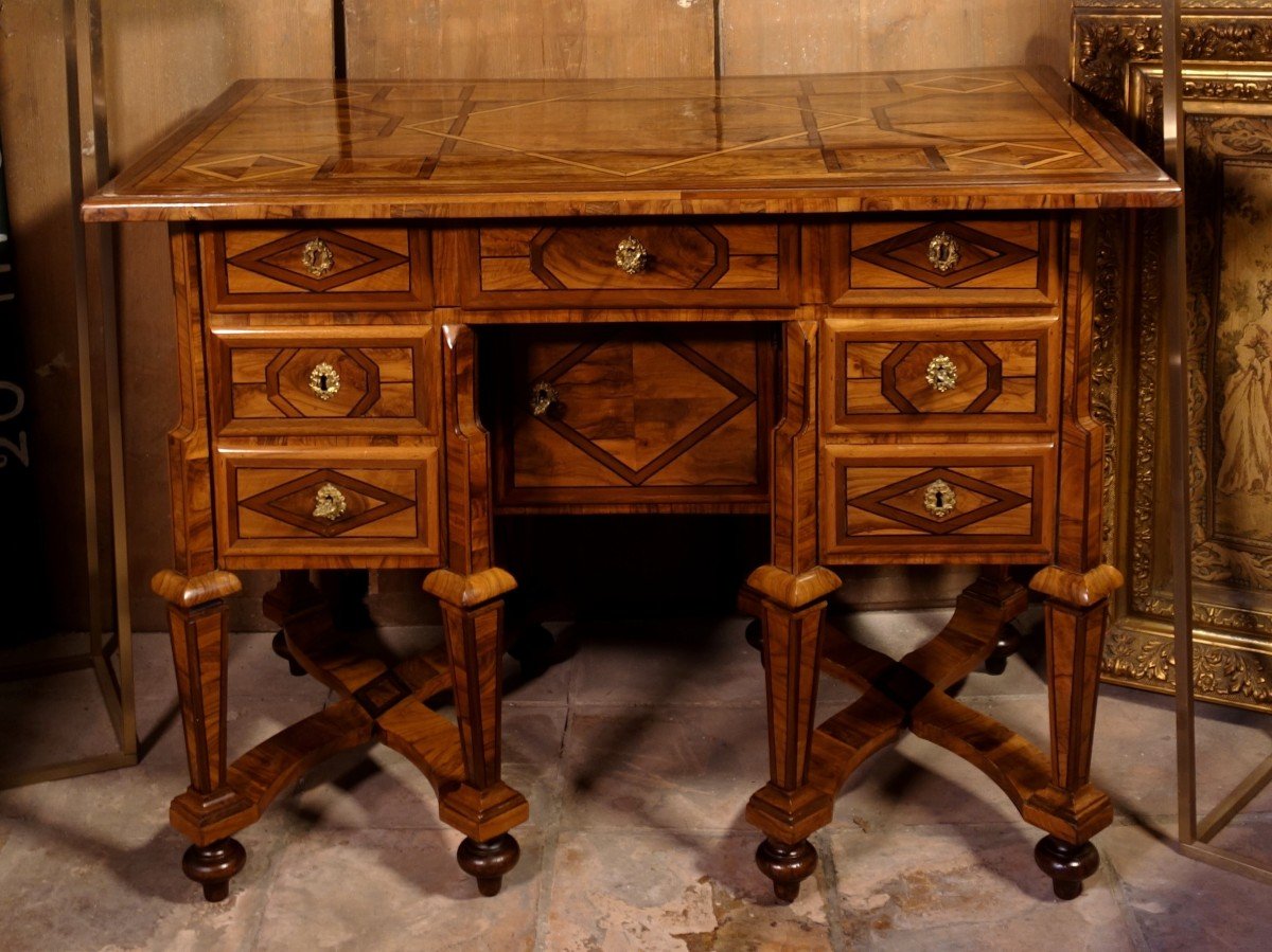 Mazarin Dauphinois Desk In Olive Marquetry, Louis XIV Period