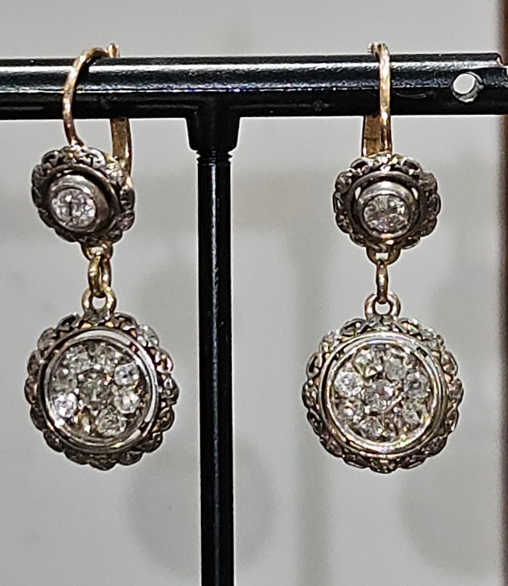 Boucles d'Oreilles Roses Antiques En Or Et Diamants 