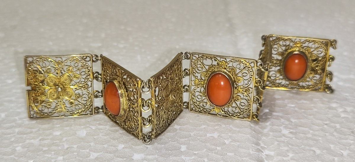 Gold-plated Silver Filigree Bracelet With Mediterranean Coral