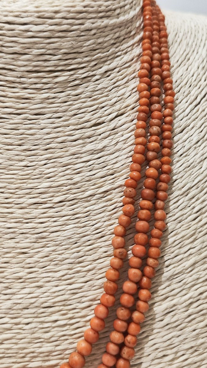 Collier à trois rangs de corail Sciacca, datant de la fin du XIXe siècle.-photo-3