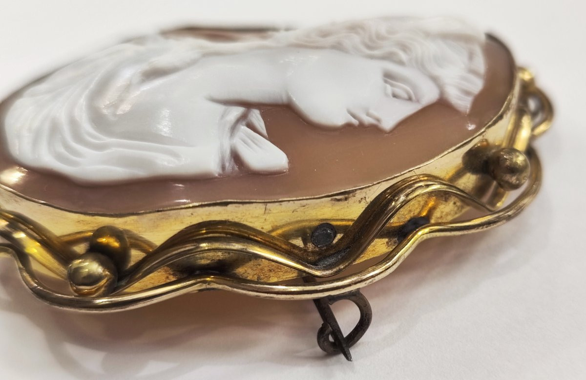 Large Victorian Cameo And Pinchbeck Pendant Brooch-photo-1