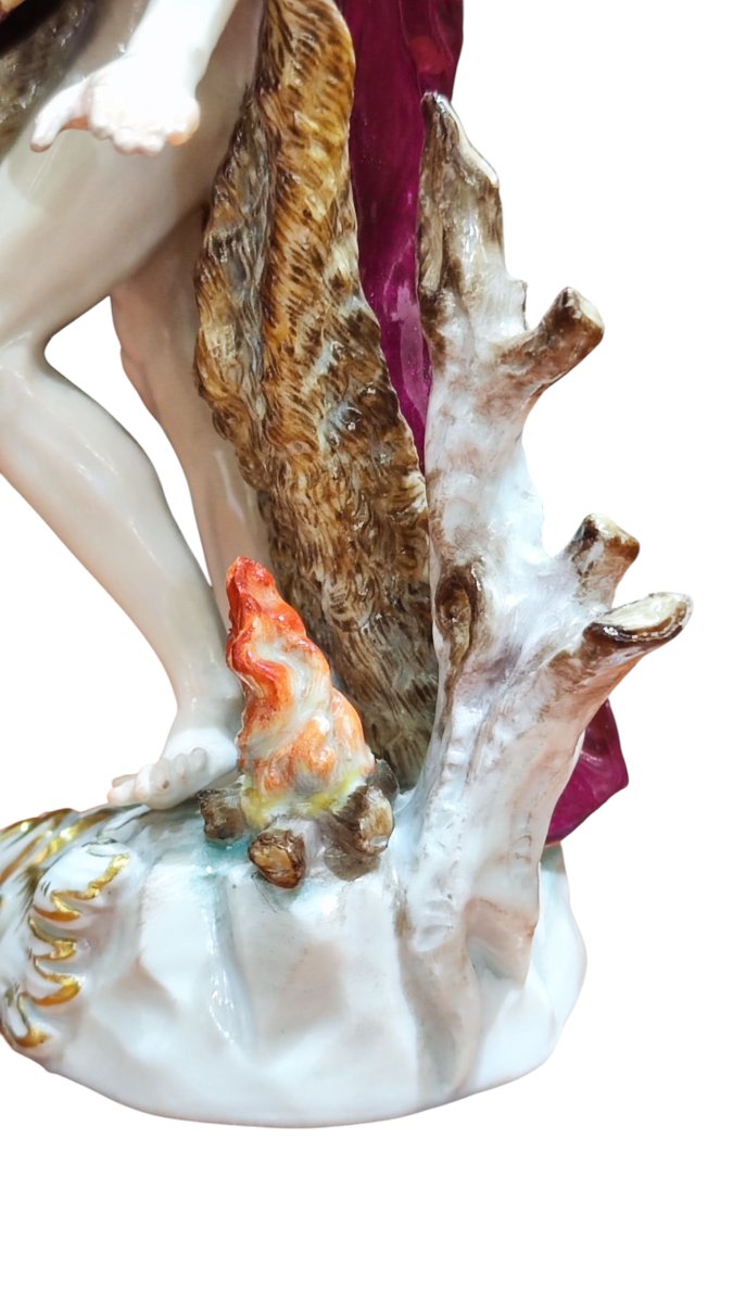 19th-century Meissen Porcelain Figurine-photo-3