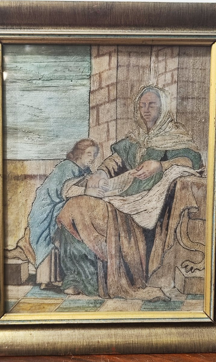 Deux broderies du XVIIIe siècle réalisées au fil collé, représentant sainte Anne et la Vierge M-photo-4