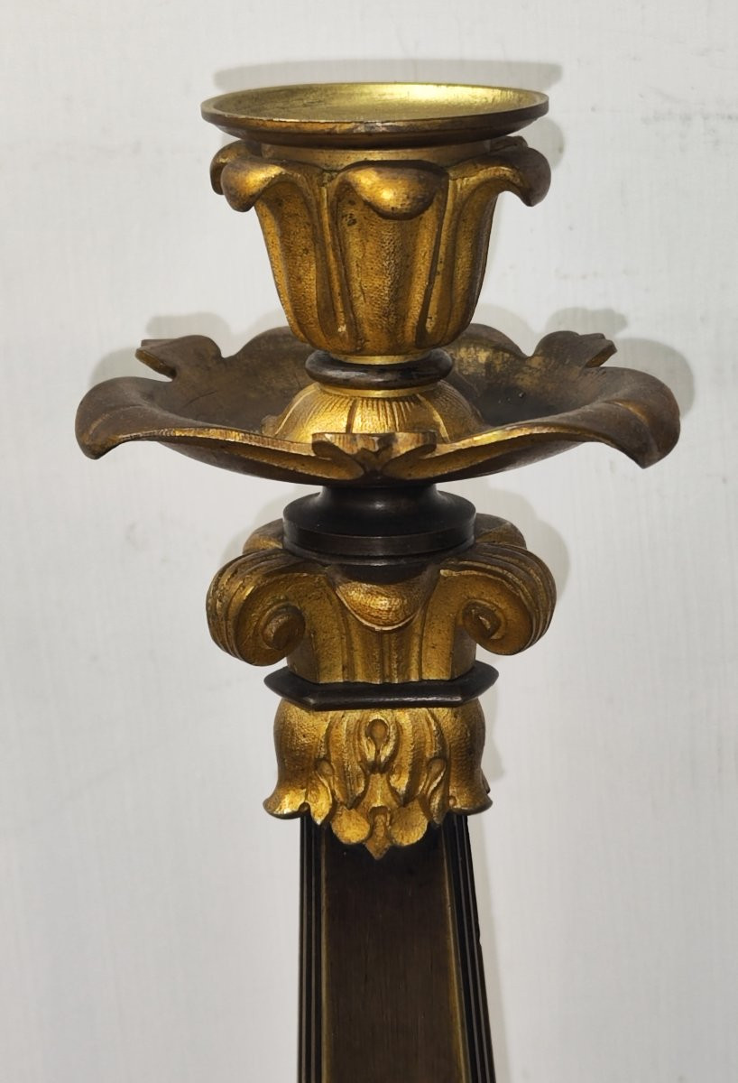 Paire de chandeliers en bronze de style Louis-Philippe, XIXe siècle-photo-2