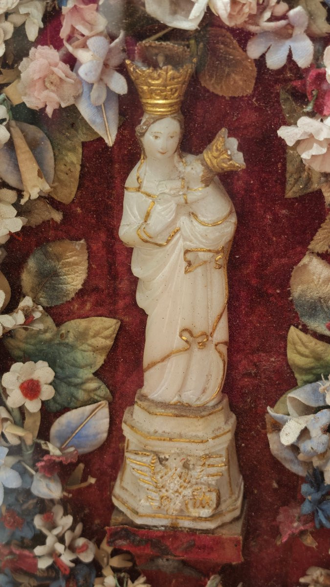Antique Display Case With An Alabaster Madonna Of Trapani And Silk Flowers - 19th Century-photo-2