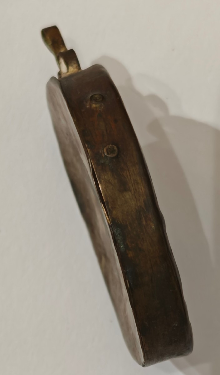 Reliquaire ancien « Lignum Crucis » – Fin du XIXe siècle – Métal argenté-photo-1