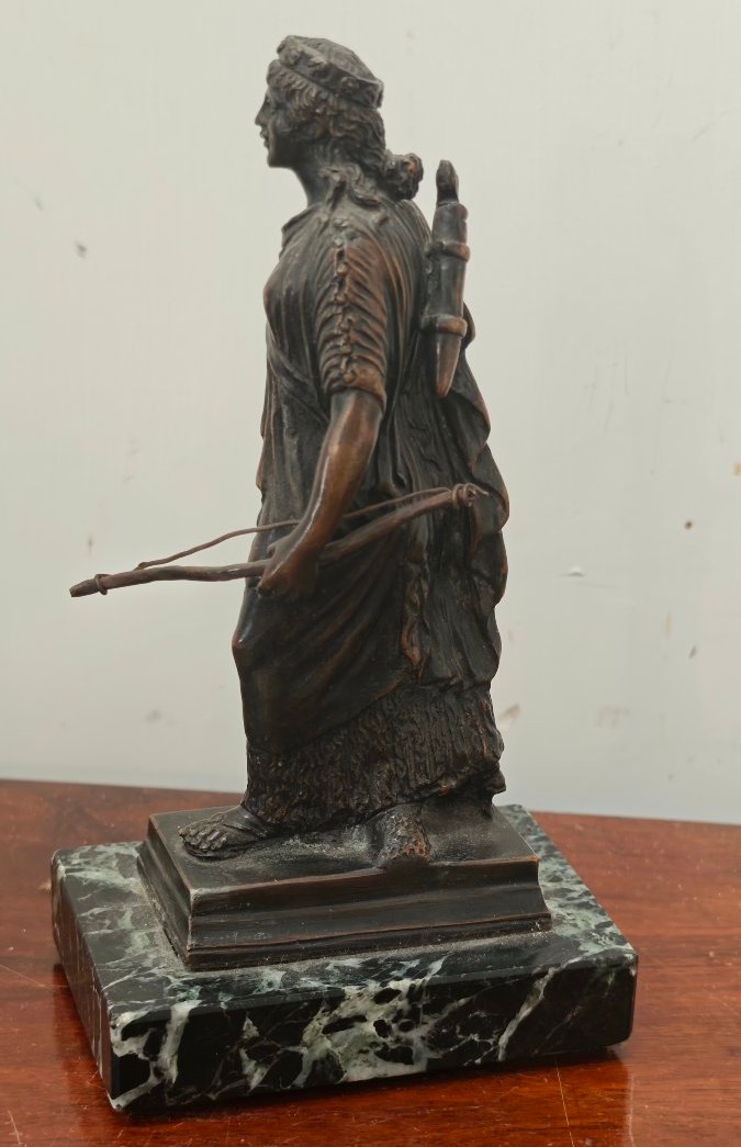 Diana The Huntress - Grand Tour Bronze Statuette, Mid-19th Century-photo-3