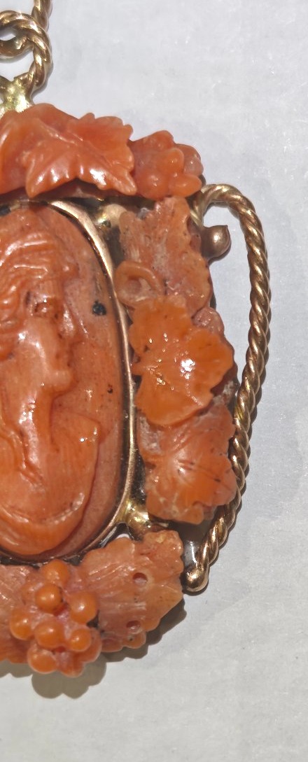 Antique Sciacca Coral Pendant, 19th Century -photo-2