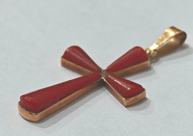 18k Gold Pendant Cross With Red Coral -photo-4