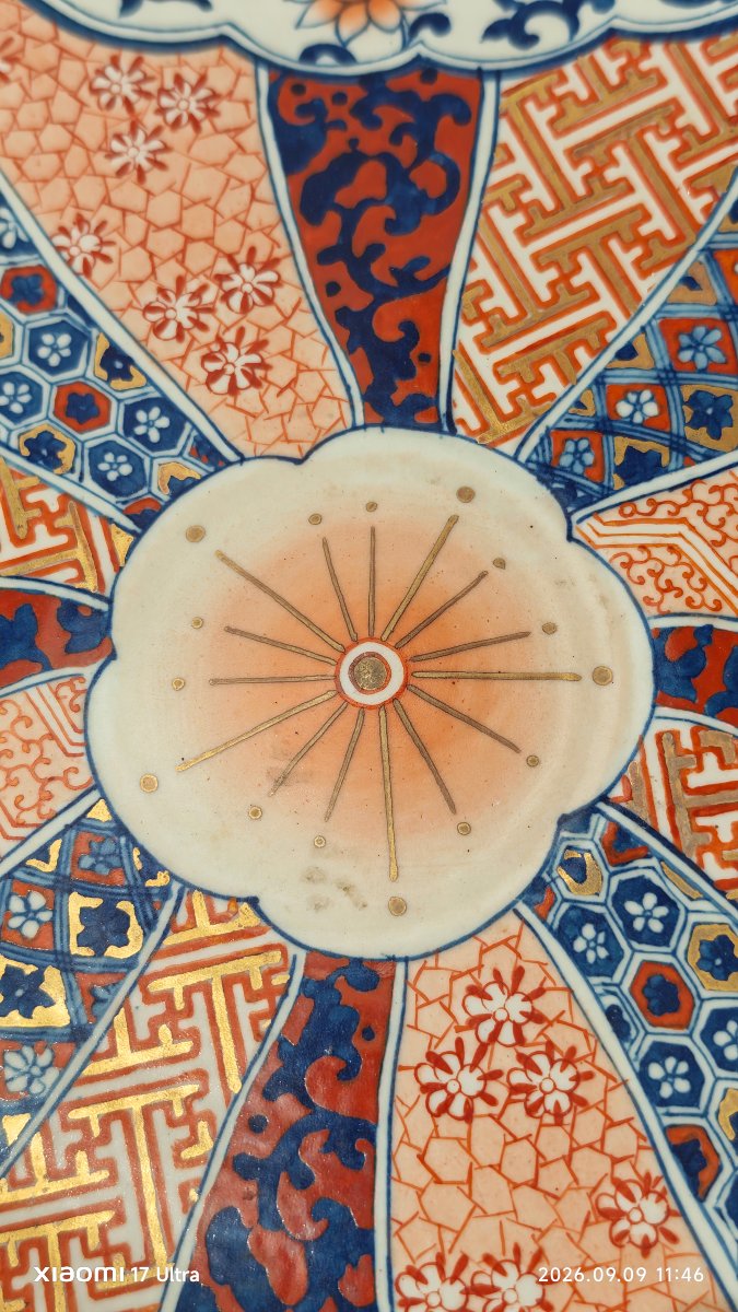 Large Japanese Imari Ceramic Display Plate -photo-2