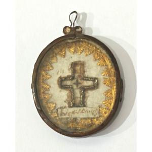 Reliquaire ancien « Lignum Crucis » – Fin du XIXe siècle – Métal argenté