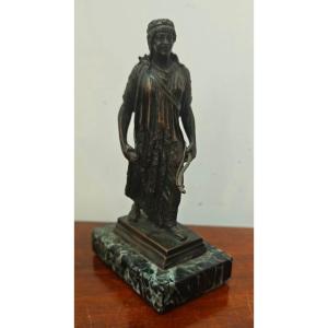Diana The Huntress - Grand Tour Bronze Statuette, Mid-19th Century