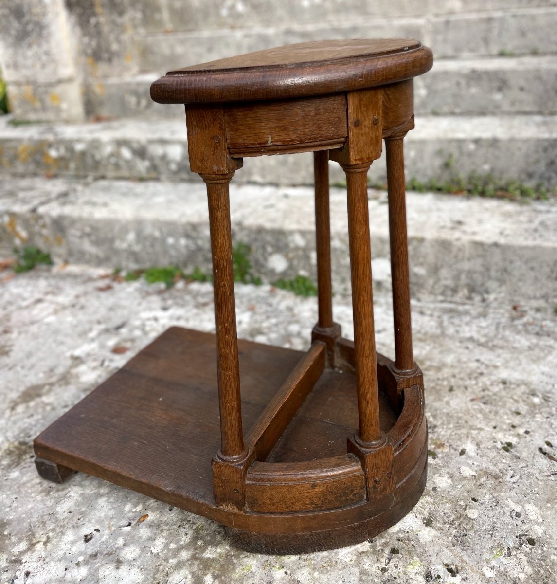 Tabouret de chantre 