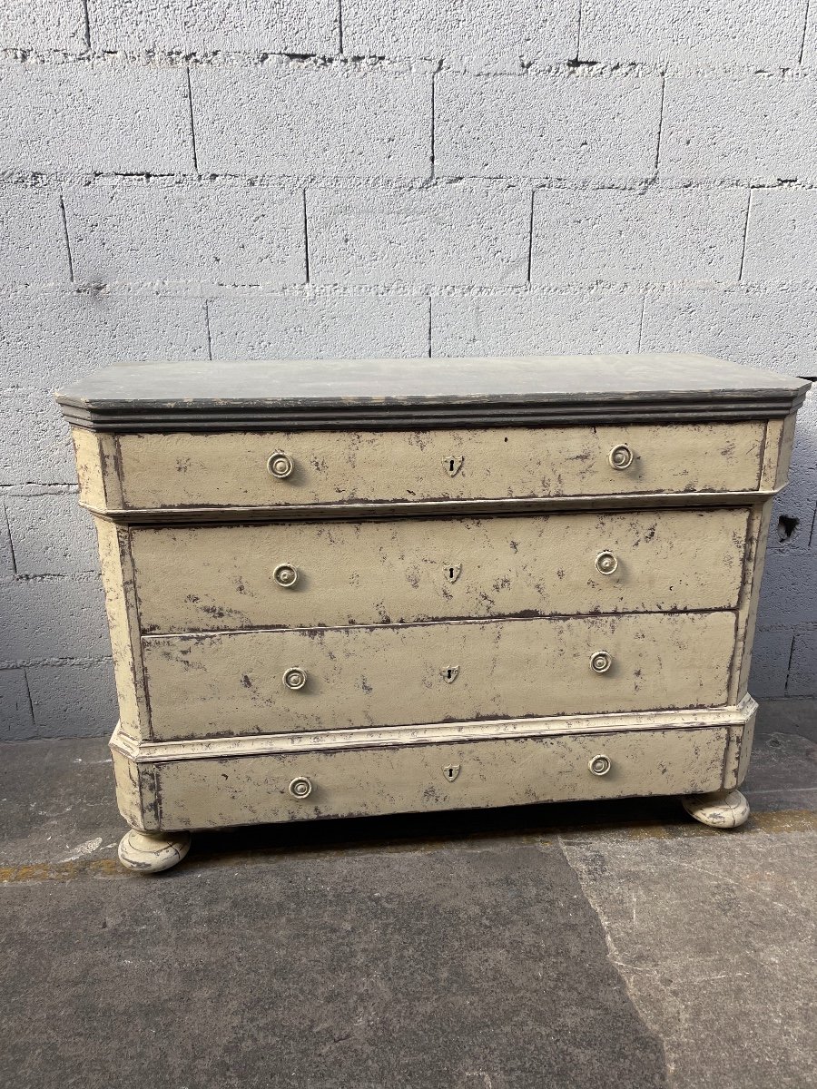 Patinated Chest Of Drawers-photo-3