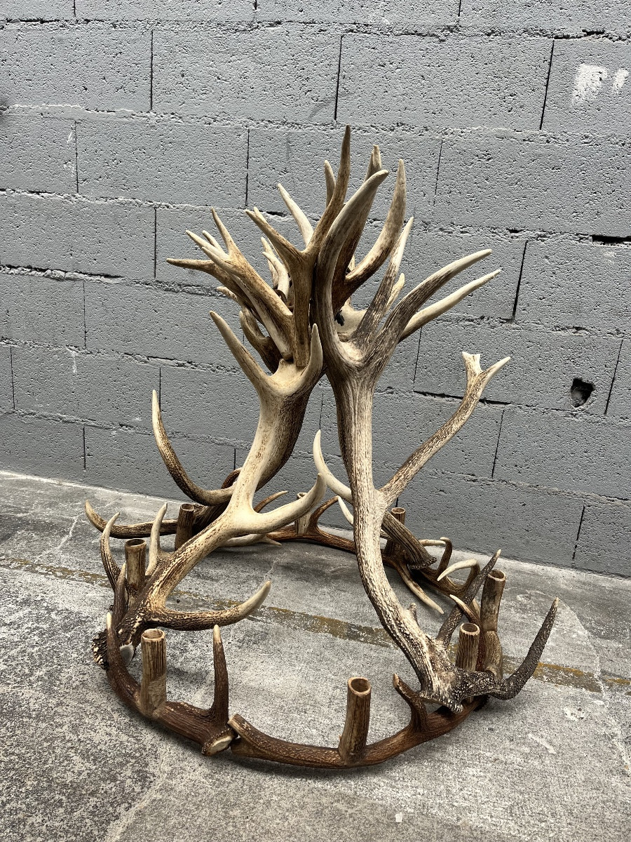Lustre en bois de cerf 
