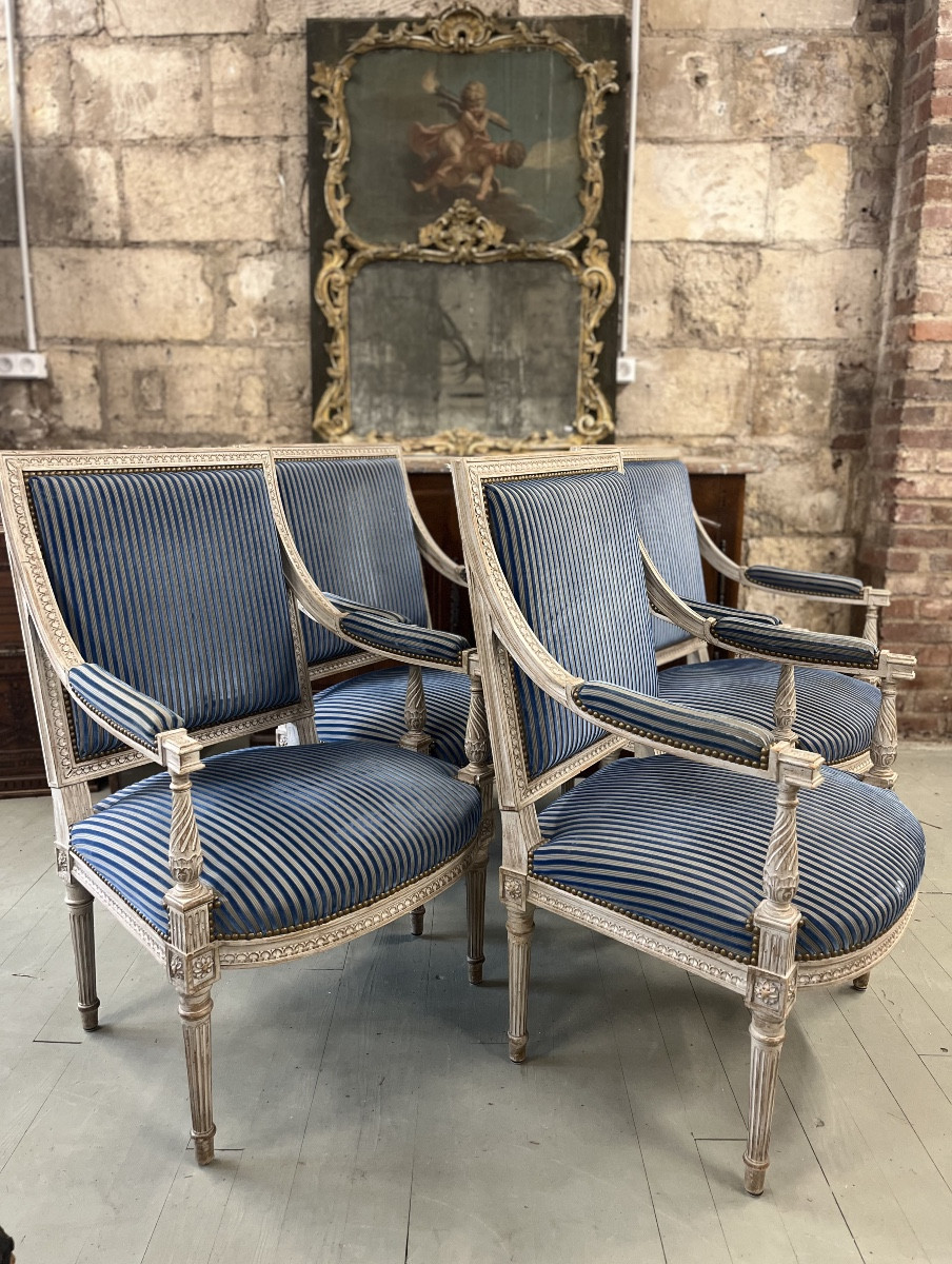 4 Louis XVI Armchairs