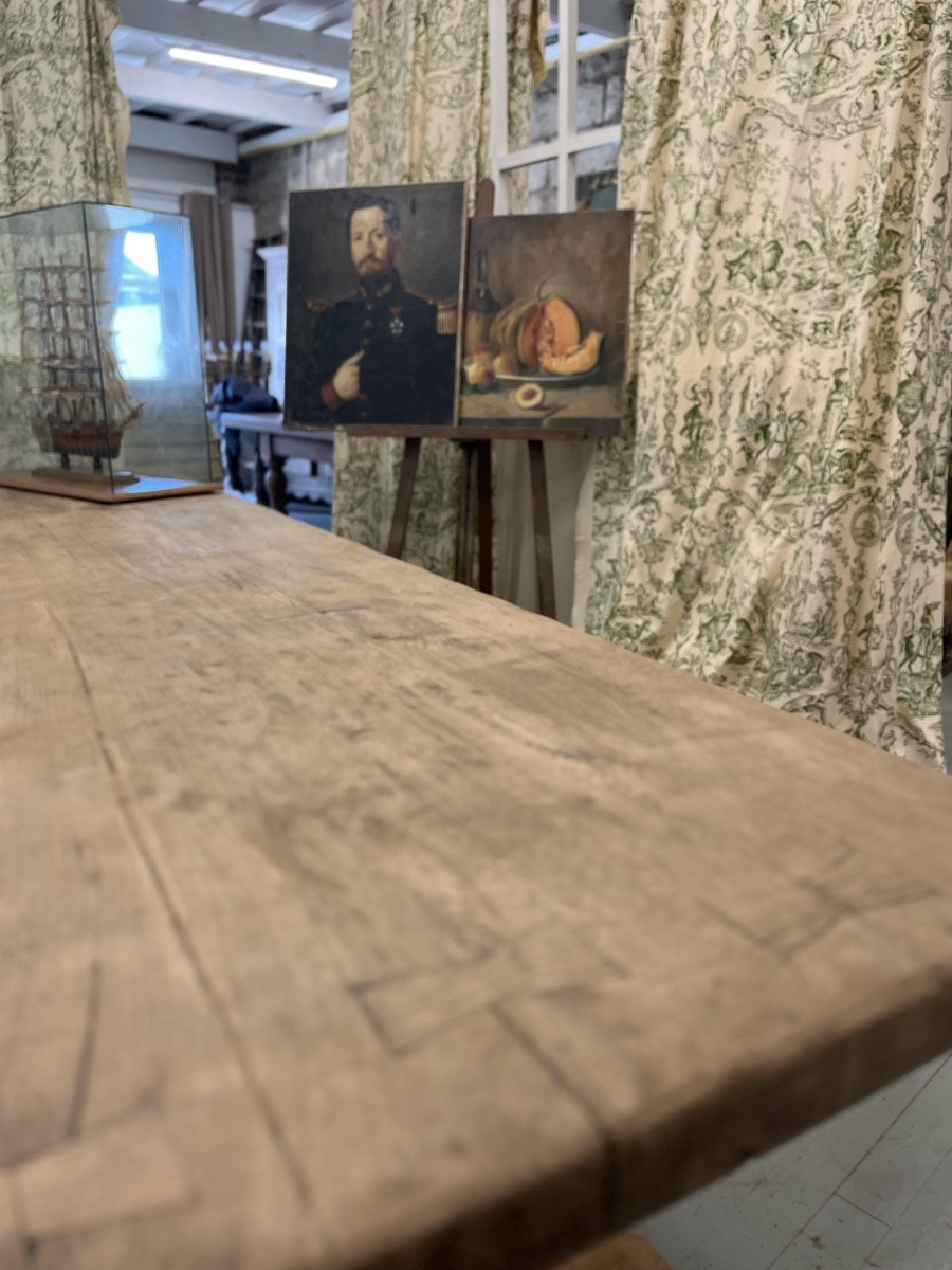 Table de monastère -photo-3