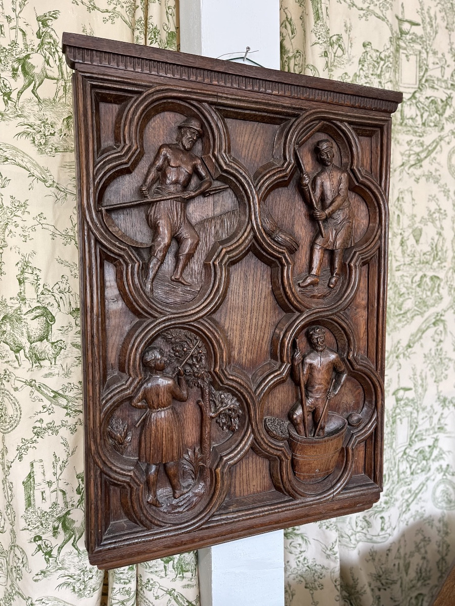 Panneau de bois sculpté 