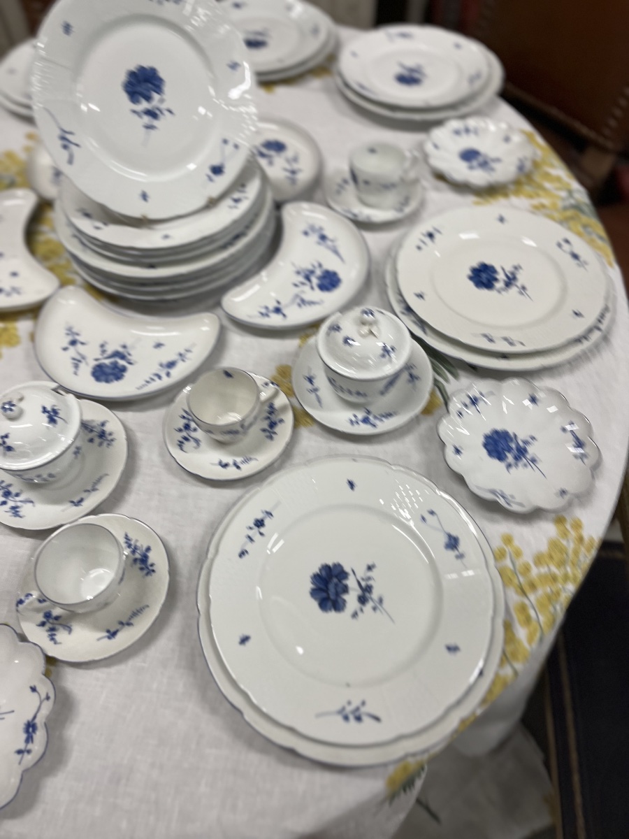 Service en porcelaine de chantilly -photo-1