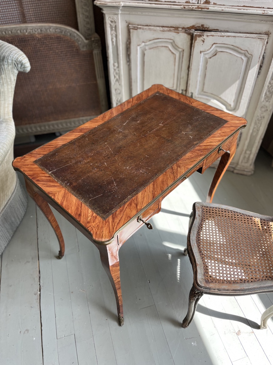 Pretty Desk -photo-4
