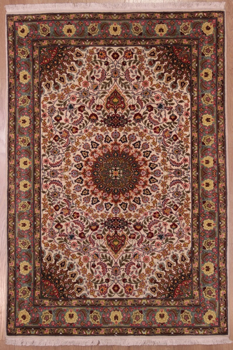 Tapis Tabriz Iran 160 x 110 cm
