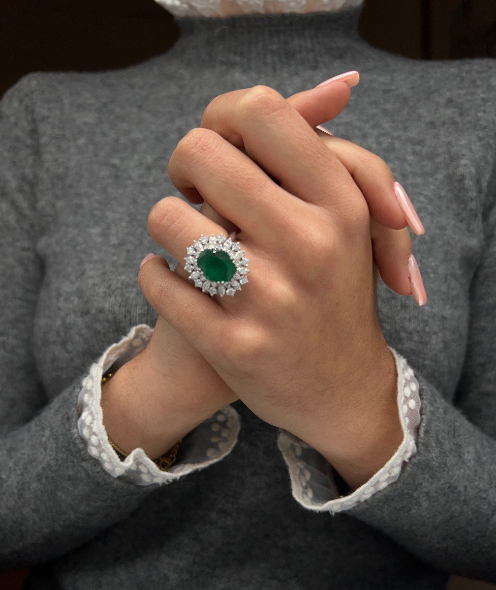 Princess Chimento Emerald Ring 4.16 Carats Diamonds 1.55 Carats White Gold-photo-2