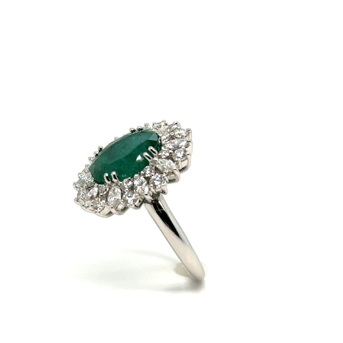 Princess Chimento Emerald Ring 4.16 Carats Diamonds 1.55 Carats White Gold-photo-7