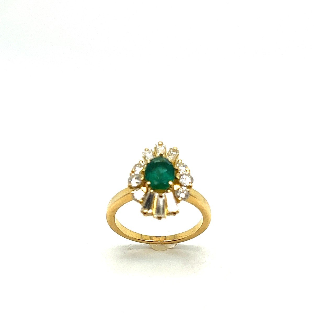 Bague Française émeraude Forme Ovale Sertie De 12 Diamants En Or Blanc -photo-2