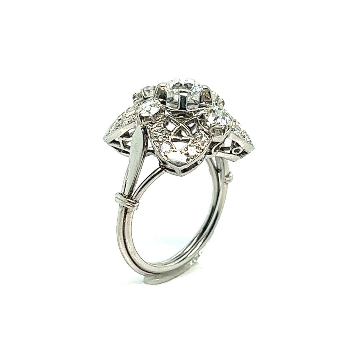 French Diamond Ring In Platinum-photo-4